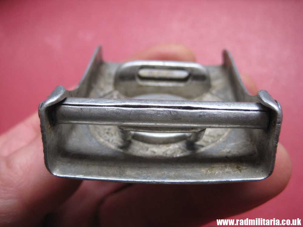& WW2 German Police BELT BUCKLE made of aluminum, maker: CTD Christian Theodor DICKE. - Image 8