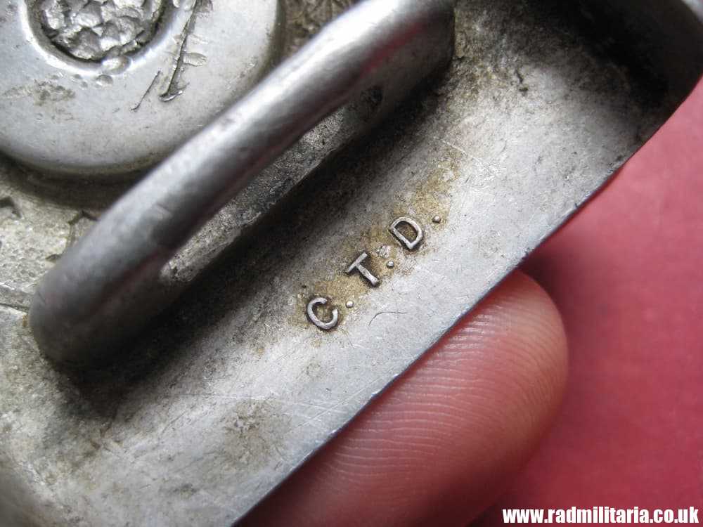 & WW2 German Police BELT BUCKLE made of aluminum, maker: CTD Christian Theodor DICKE. - Image 4