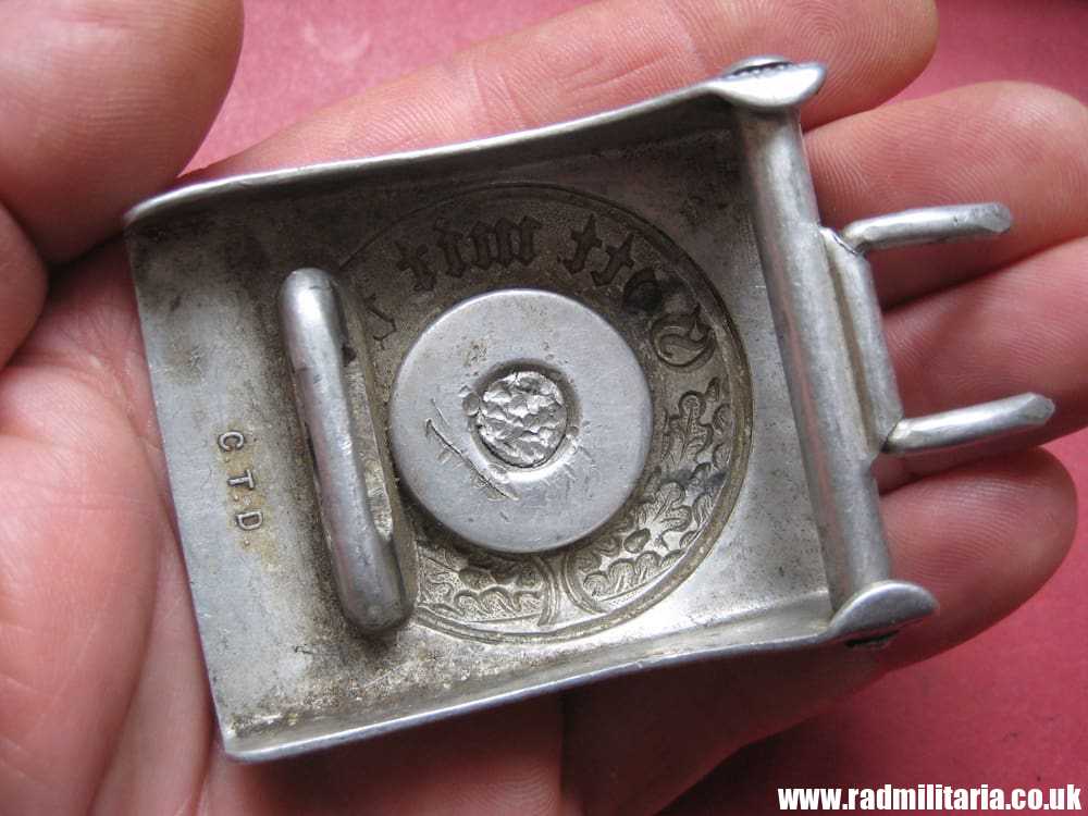 & WW2 German Police BELT BUCKLE made of aluminum, maker: CTD Christian Theodor DICKE. - Image 9