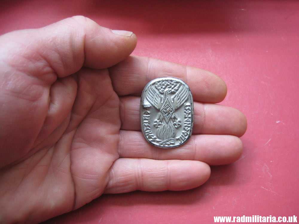 & German Hitler Youth HJ TINNIE BADGE Deutsches Jugendfest 1935 - genuine ! - Image 10