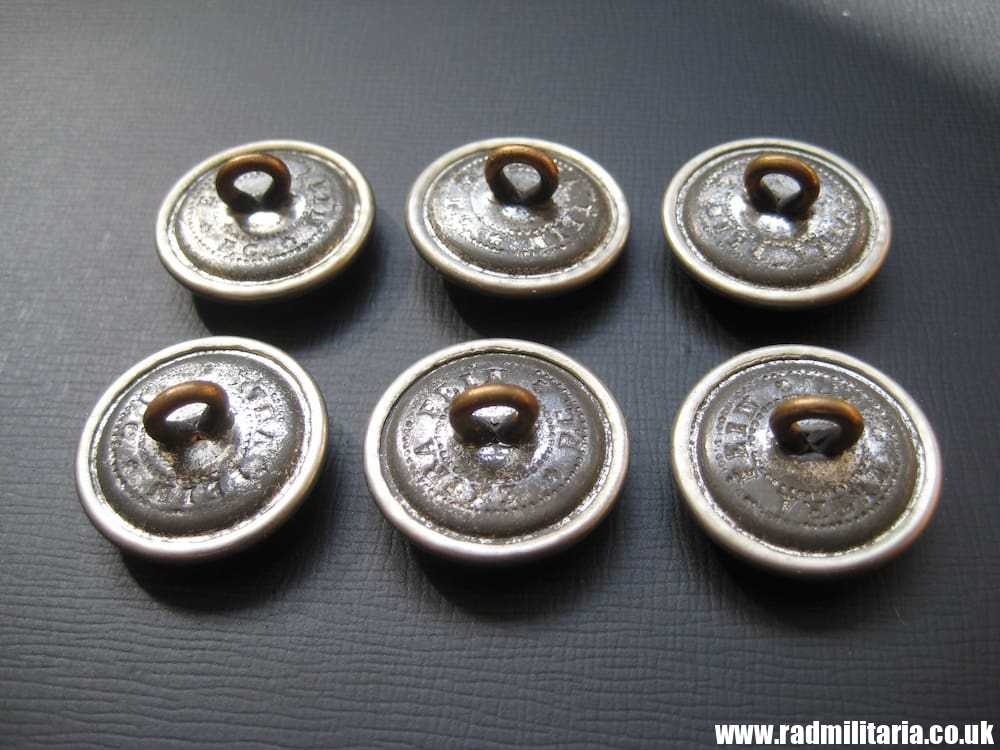 & WW2 SET of 6 German NSDAP BUTTONS with eagle, maker marks: EXTRA FEIN P.C. - genuine. - Image 4