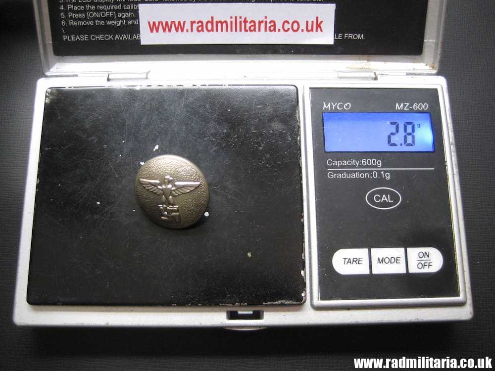 & WW2 SET of 6 German NSDAP BUTTONS with eagle, maker marks: EXTRA FEIN P.C. - genuine. - Image 11