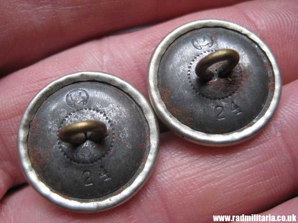 & WW2 PAIR of German NSDAP BUTTONS with eagle, rare RZM marks: RZM 24. - Image 3