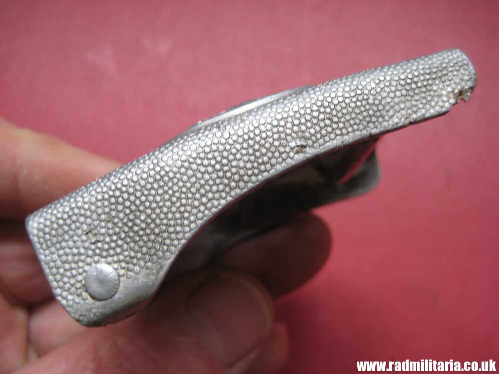 & WW2 original German Police BELT BUCKLE with a hole - aluminum. - Image 9