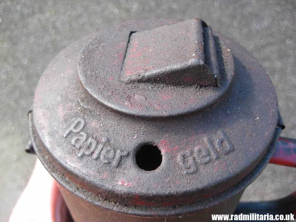 & WW2 German DONATION MONEY TIN made of steel - 1941. 100% Genuine !! - Image 6