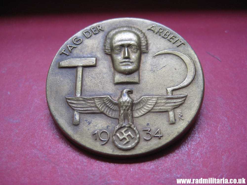 & pre WW2 original nazi GERMAN BADGE - Tag Der Arbeit 1934 with maker marks: "5 SCHWAB. GMUND" - Image 4