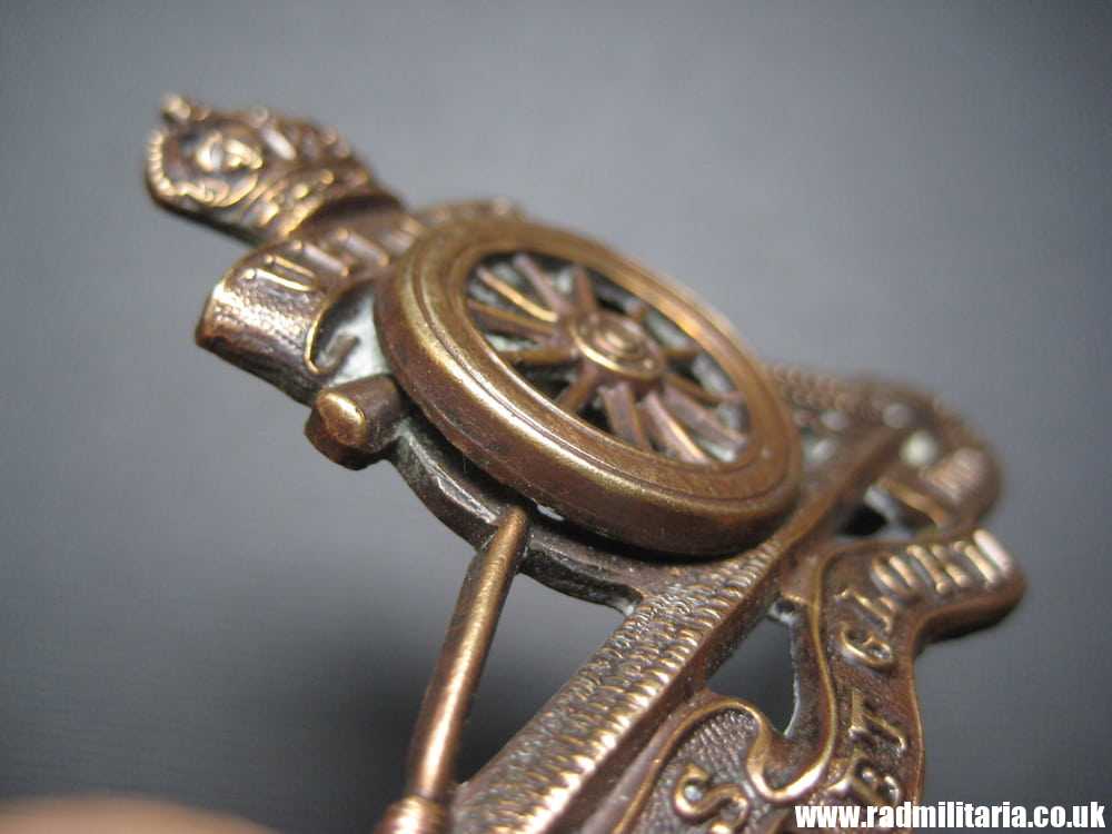& WW1/WW2? British CAP BADGE: Royal Artillery officers bronze MOVING WHEEL cap badge - J.R. Gaunt. - Image 12