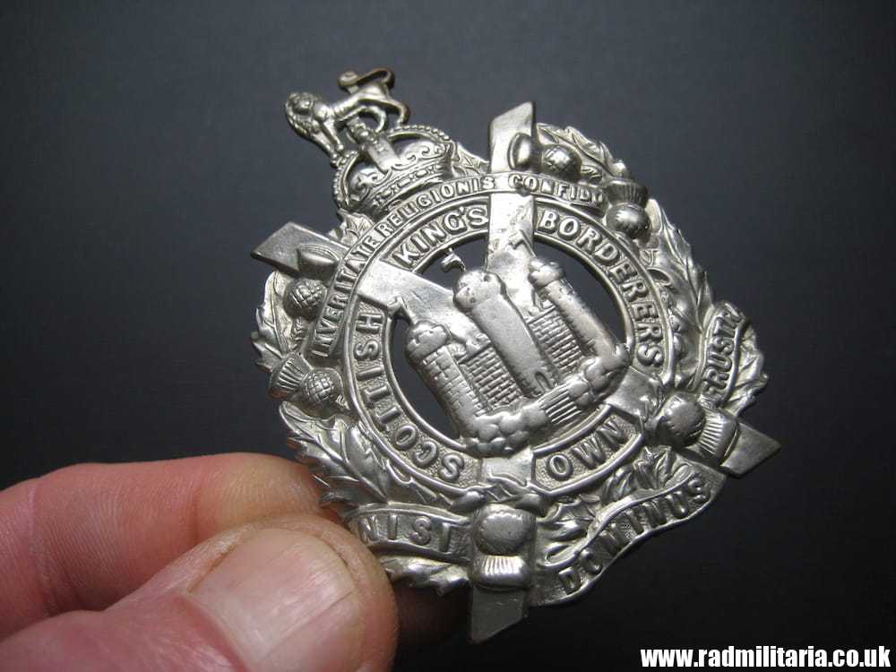 & WW1 British Scottish badge: British Military Cap Badge The SCOTTISH KINGS BORDERERS OWN - genuine.
