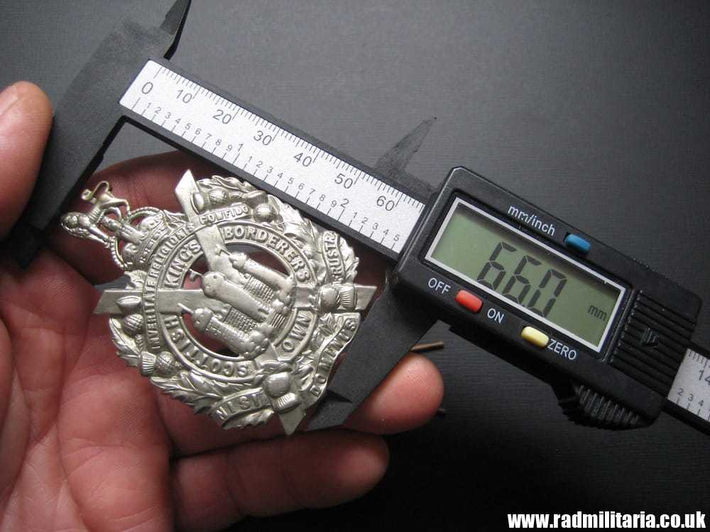 & WW1 British Scottish badge: British Military Cap Badge The SCOTTISH KINGS BORDERERS OWN - genuine. - Image 6