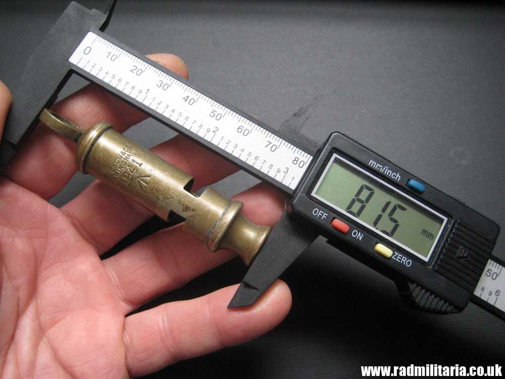 & WW2 original British MILITARY WHISTLE with date 1941 & Broad Arrow mark, maker: J. HUDSON B-ham. - Image 9