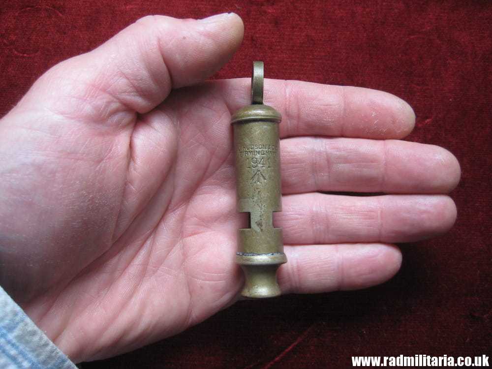 & WW2 original British MILITARY WHISTLE with date 1941 & Broad Arrow mark, maker: J. HUDSON B-ham. - Image 8