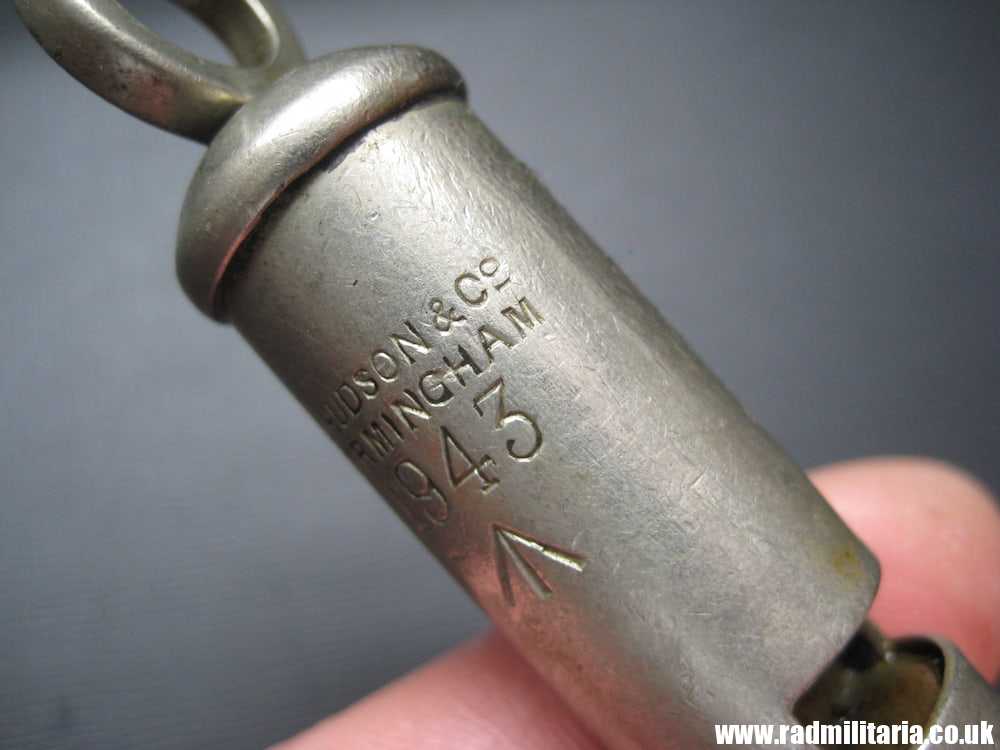 & WW2 original British MILITARY WHISTLE with date 1943 & Broad Arrow mark, maker: J. HUDSON B-ham - Image 7