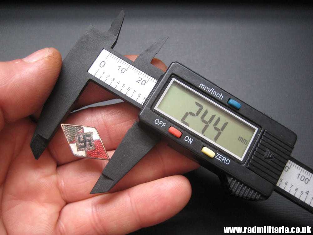 & WW2 German HJ membership ENAMEL BADGE - HitlerJugend. RZM M1/120. Genuine cap badge !! - Image 8