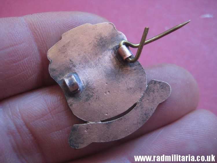 & post WW2 original ENAMEL BADGE - 1940 DUNKIRK Veterans Associacion - VICE CHAIRMAN - Image 6