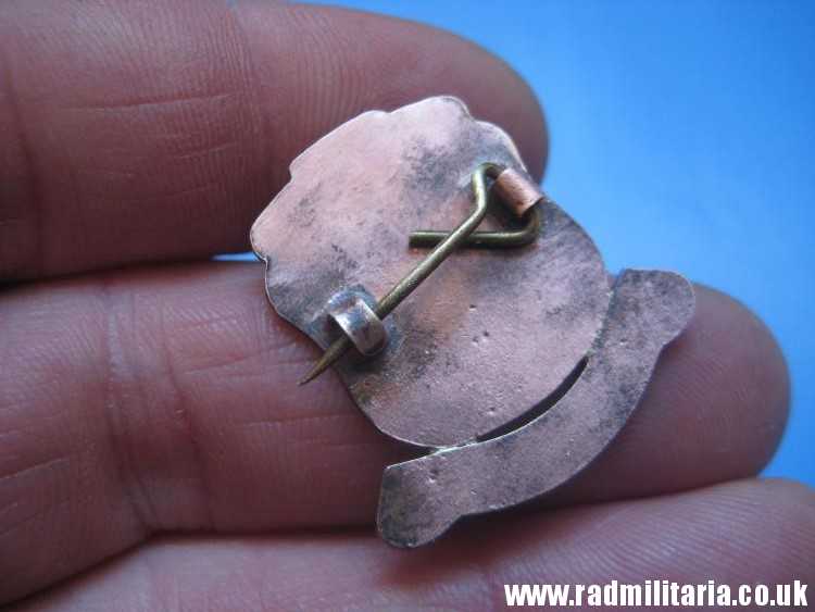 & post WW2 original ENAMEL BADGE - 1940 DUNKIRK Veterans Associacion - VICE CHAIRMAN - Image 13