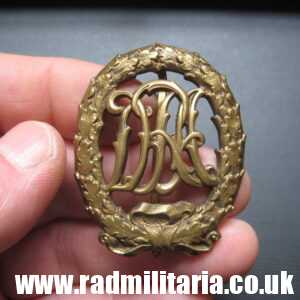 & WW2 German DRA (Sport) BADGE, maker: Eugen Marcus HOFJUWELIER Berlin - v. good condition.