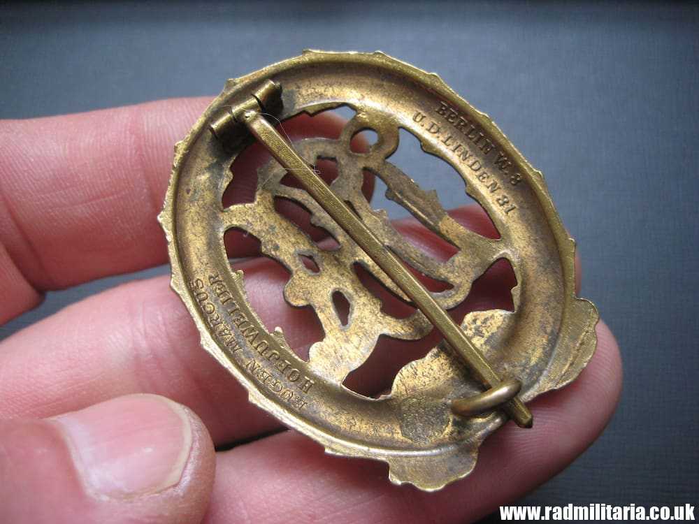 & WW2 German DRA (Sport) BADGE, maker: Eugen Marcus HOFJUWELIER Berlin - v. good condition. - Image 6