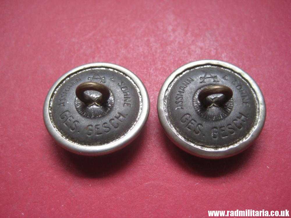 & WW2 PAIR of German NSDAP BUTTONS with eagle, RZM marks: "Assmann & Sohne GES. GESCH" - genuine. - Image 3