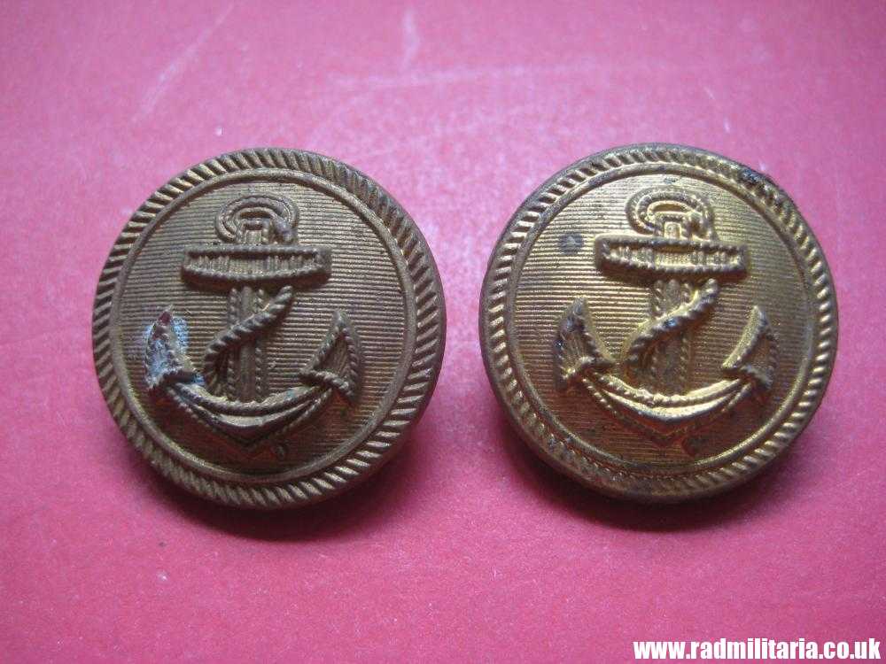 & WW2 German KRIEGSMARINE Glass BUTTONS - SET of 2, different patterns & makers 1942 - Image 3