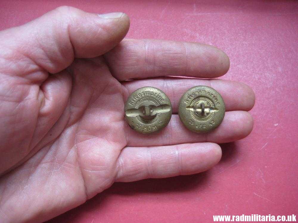 & WW2 German KRIEGSMARINE Glass BUTTONS - SET of 2, different patterns & makers 1942 - Image 12