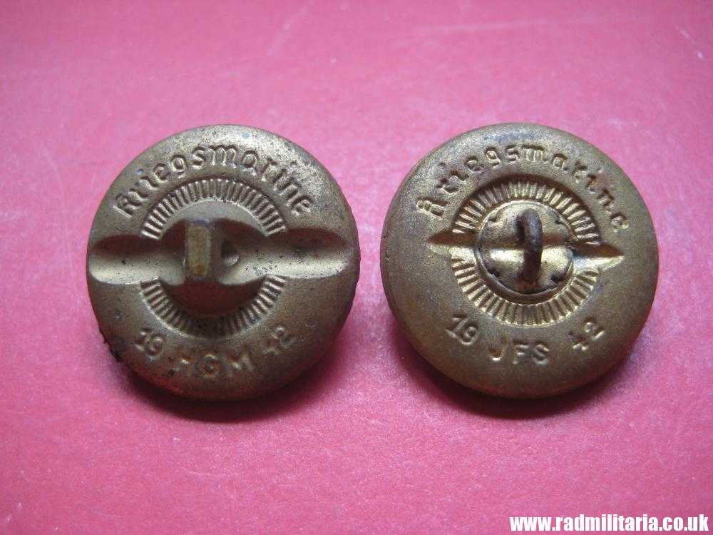 & WW2 German KRIEGSMARINE Glass BUTTONS - SET of 2, different patterns & makers 1942 - Image 17