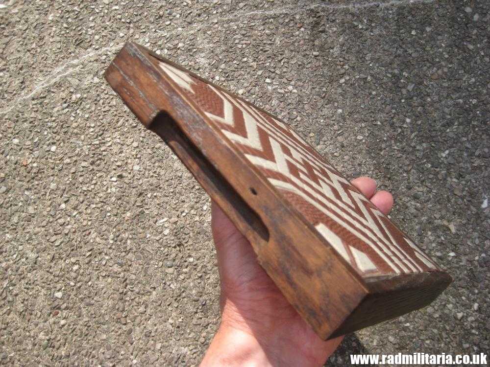 & Original old German FLOOR TILE with SWASTIKA in oak frame. Best German maker: Villeroy & Boch Mettlach XIIII - Rare !! - Image 9
