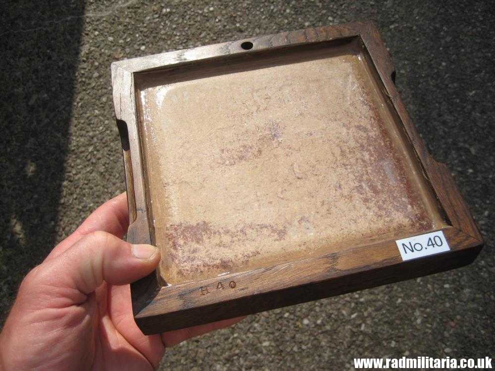 & Original old German FLOOR TILE with SWASTIKA in oak frame. Best German maker: Villeroy & Boch Mettlach VI - Rare !! - Image 3