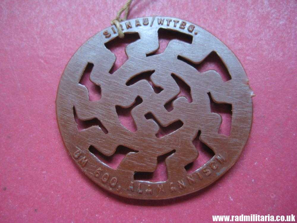 & WW2 German PLASTIC pagan NAZI BADGE with swastika - Genuine !! - Image 3