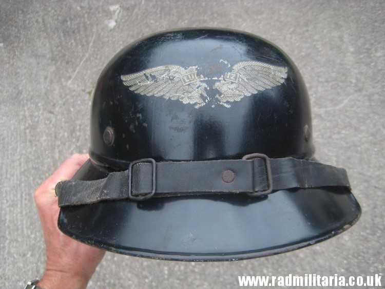 & original WW2 German steel helmet LUFTSCHUTZ "Gladiator" HELMET with liner. - Image 5