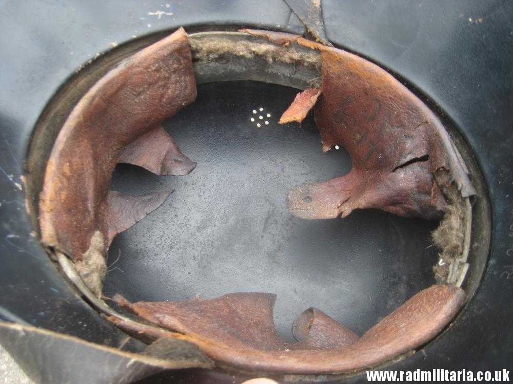 & original WW2 German steel helmet LUFTSCHUTZ "Gladiator" HELMET with liner. - Image 12