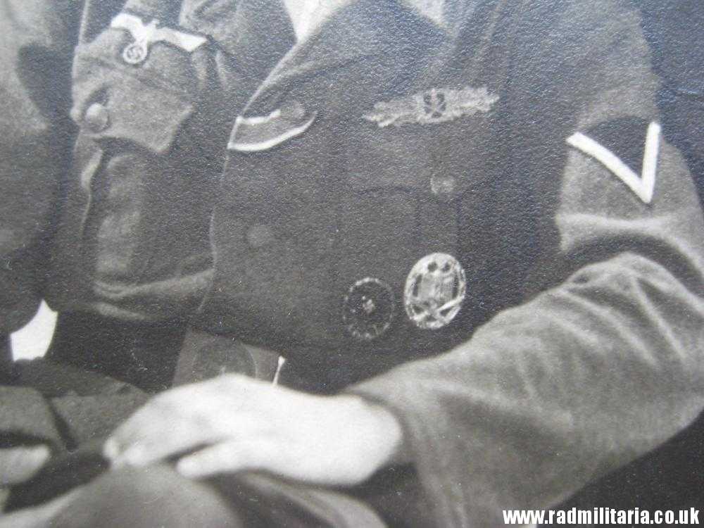 & SET of 2 original WW2 PHOTOS - HitlerJugend & Wehrmacht, brothers? - Image 6