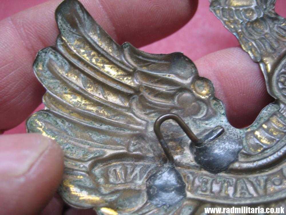 & WW1 original German pickelhaube EAGLE CAP BADGE badly damaged, as found - Image 6