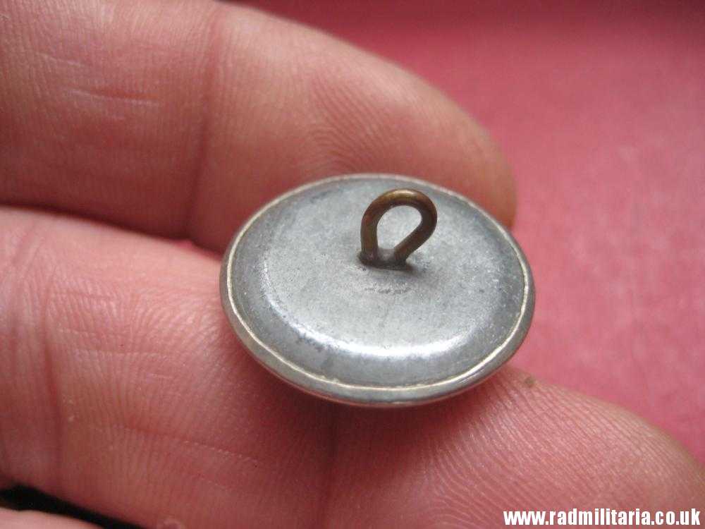 & WW2 genuine Polish Army tunic BUTTON with EAGLE - by Henderson Jerusalem VERY RARE !!! - Image 5