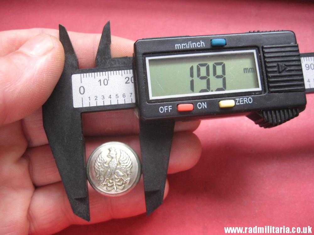 & WW2 genuine Polish Army tunic BUTTON with EAGLE - by Henderson Jerusalem VERY RARE !!! - Image 6