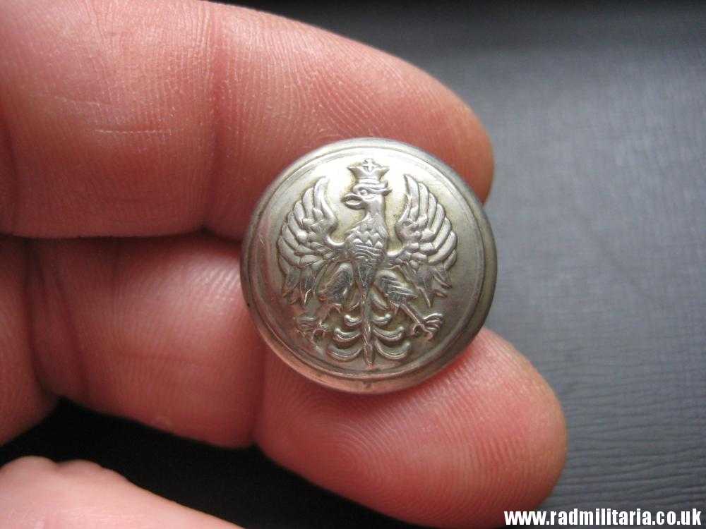 & WW2 genuine Polish Army tunic BUTTON with EAGLE - by Henderson Jerusalem VERY RARE !!!