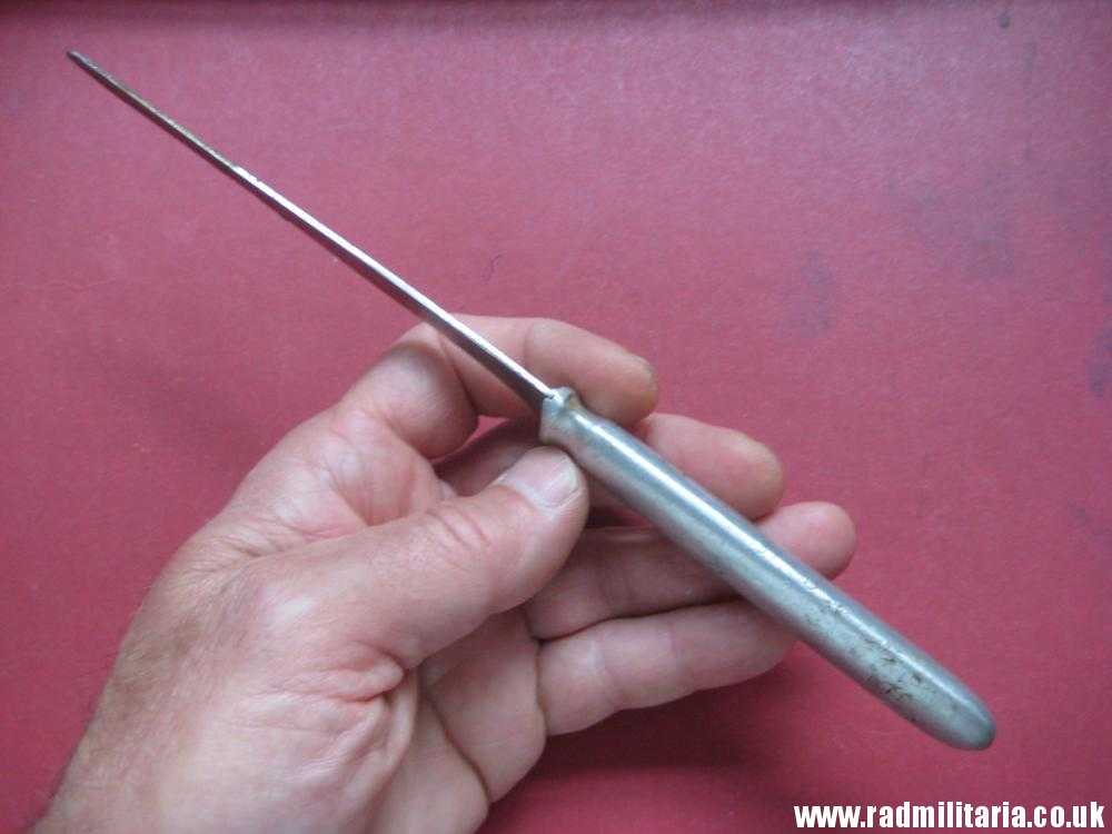 & WW2 original German BUTTER KNIFE with Luftwaffe Eagle Fl UV - 1941 in poor condition, as found. - Image 12