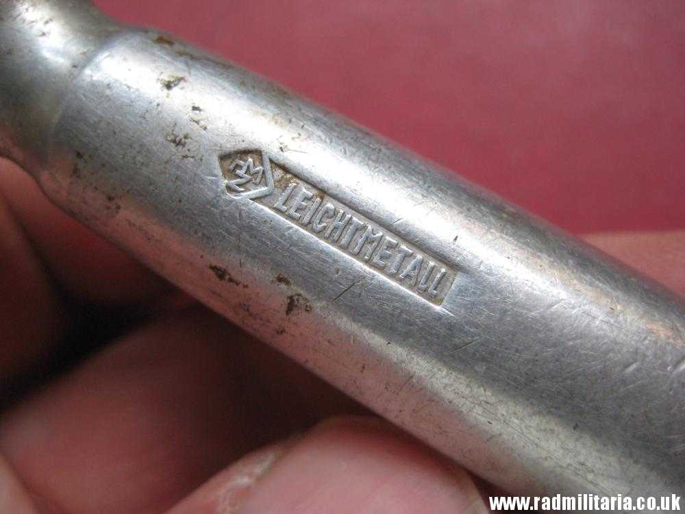 & WW2 original German BUTTER KNIFE with Luftwaffe Eagle Fl UV - 1941 in poor condition, as found. - Image 13