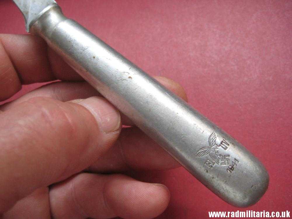 & WW2 original German BUTTER KNIFE with Luftwaffe Eagle Fl UV - 1941 in poor condition, as found. - Image 16