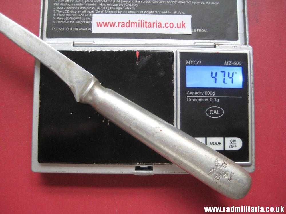 & WW2 original German BUTTER KNIFE with Luftwaffe Eagle Fl UV - 1941 in poor condition, as found. - Image 18