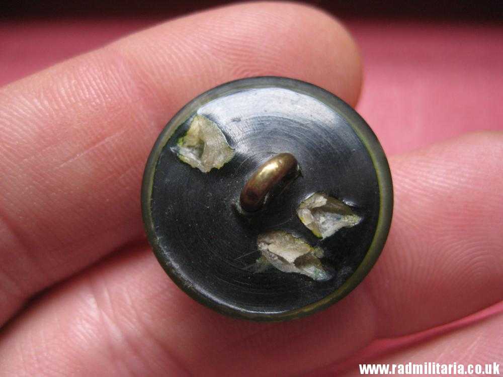 & WW2 German green bakelit forestry EAGLE BUTTON, rare !! - Image 3