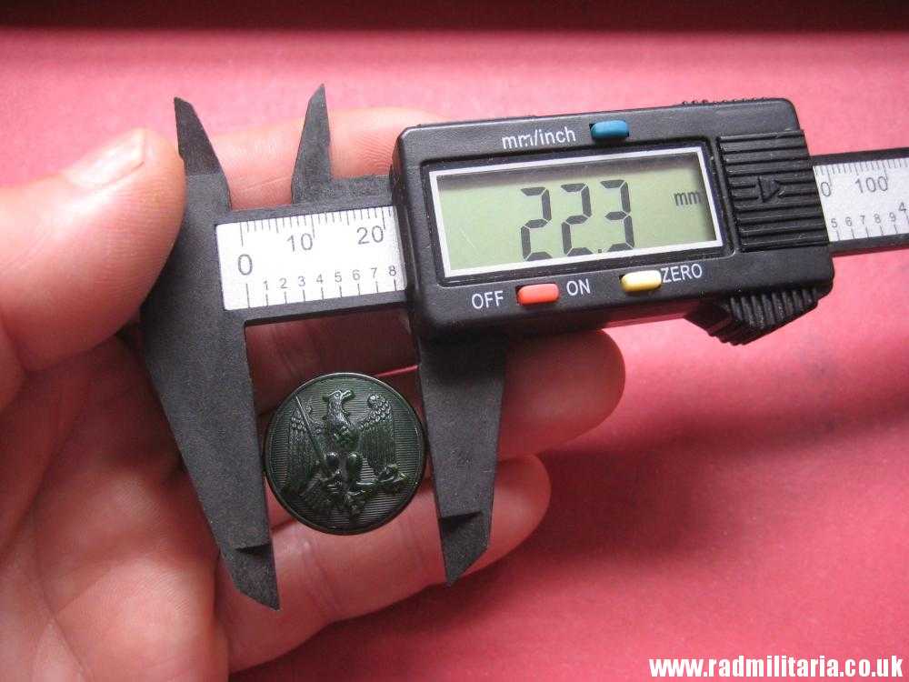 & WW2 German green bakelit forestry EAGLE BUTTON, rare !! - Image 7