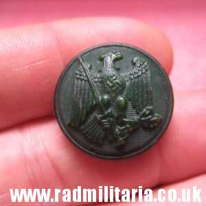 * & WW2 German green bakelit forestry EAGLE BUTTON, rare !!