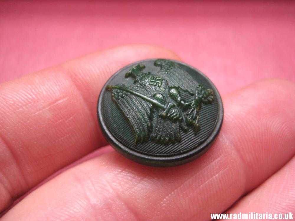 * & WW2 German green bakelit forestry EAGLE BUTTON, rare !! - Image 9