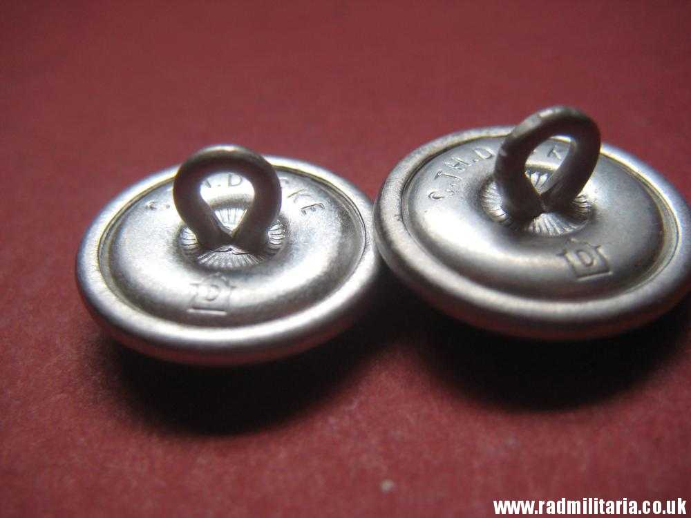 & WW2 a PAIR of German Wehrmacht BUTTONS marked: C. TH. DICKE - perfect condition, genuine ! - Image 9