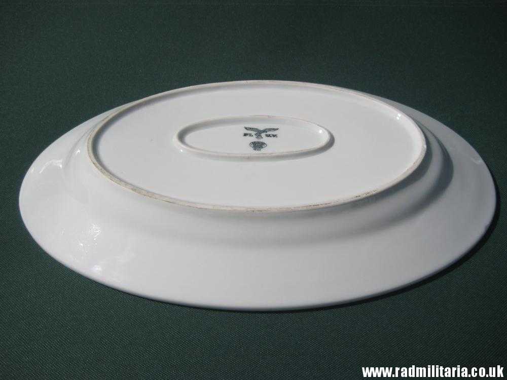 & WW2 original German LUFTWAFFE ceramic SAUCER - FL. U.V. 1942, maker: BAUSCHER WEIDEN - used condition. - Image 8