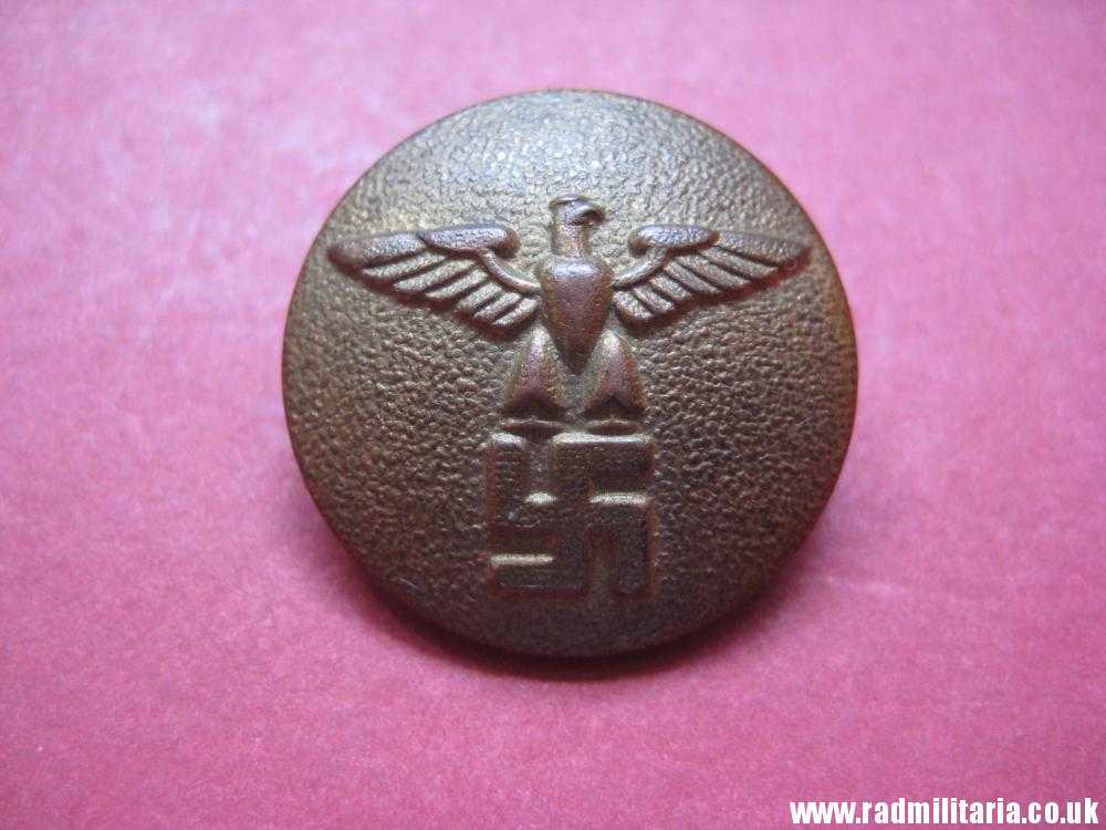 & WW2 German NSDAP BUTTON large size, marked: RZM M5/76, very good condition.