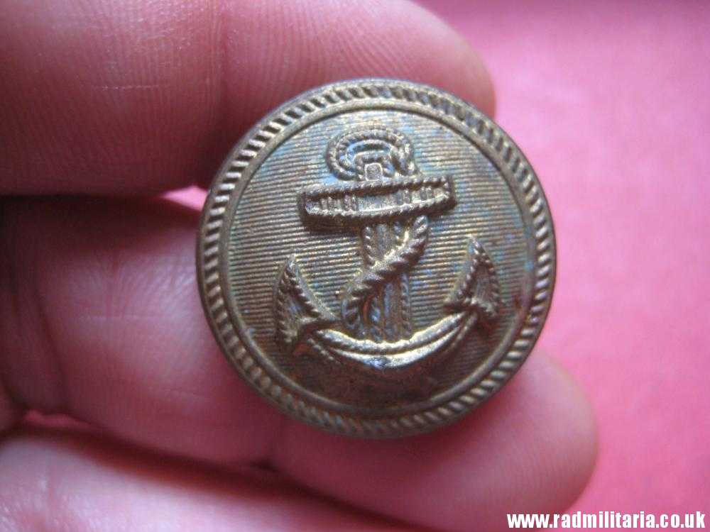 & WW2 German KRIEGSMARINE GLASS BUTTON with maker marks - H.G.M. 1942. - Image 2