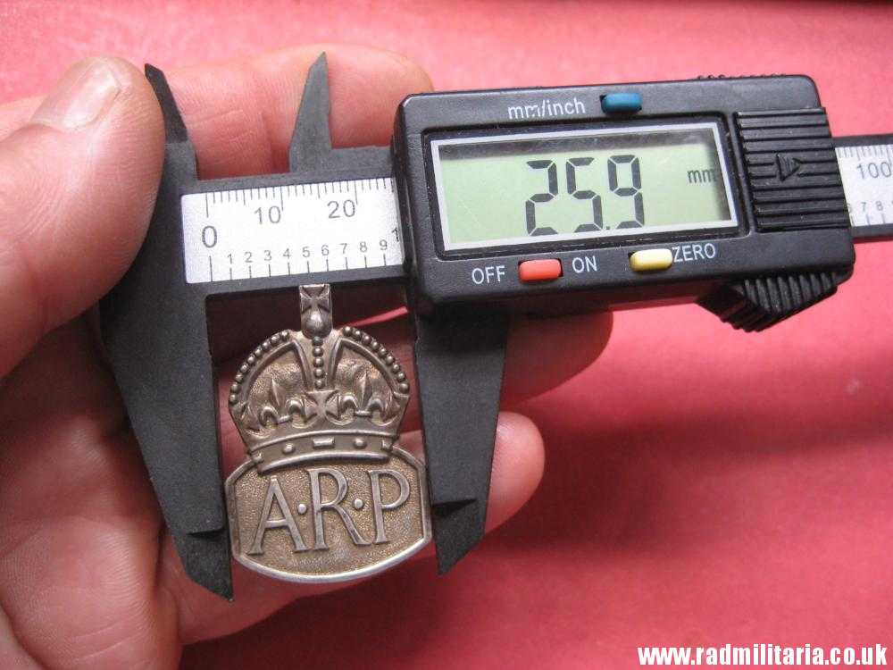 & WW2 original solid silver British BADGE: ARP, made in London 1936. - Image 10