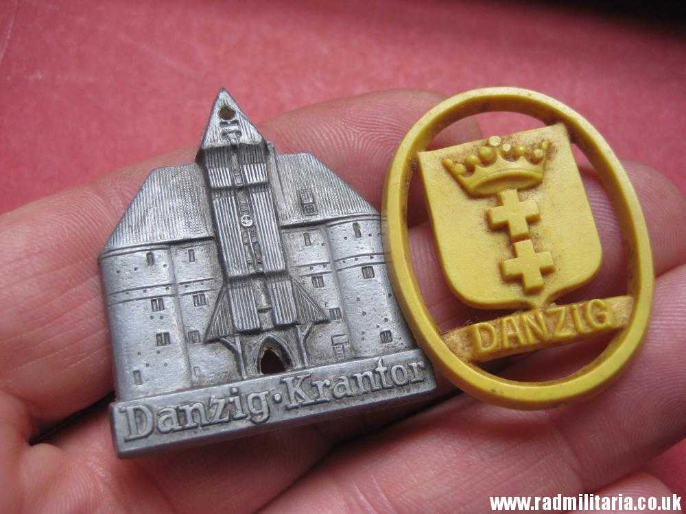 & WW2 German PLASTIC ECONOMIC Nazi BADGES SET of 2 - DANZIG (Gdansk) - Image 10