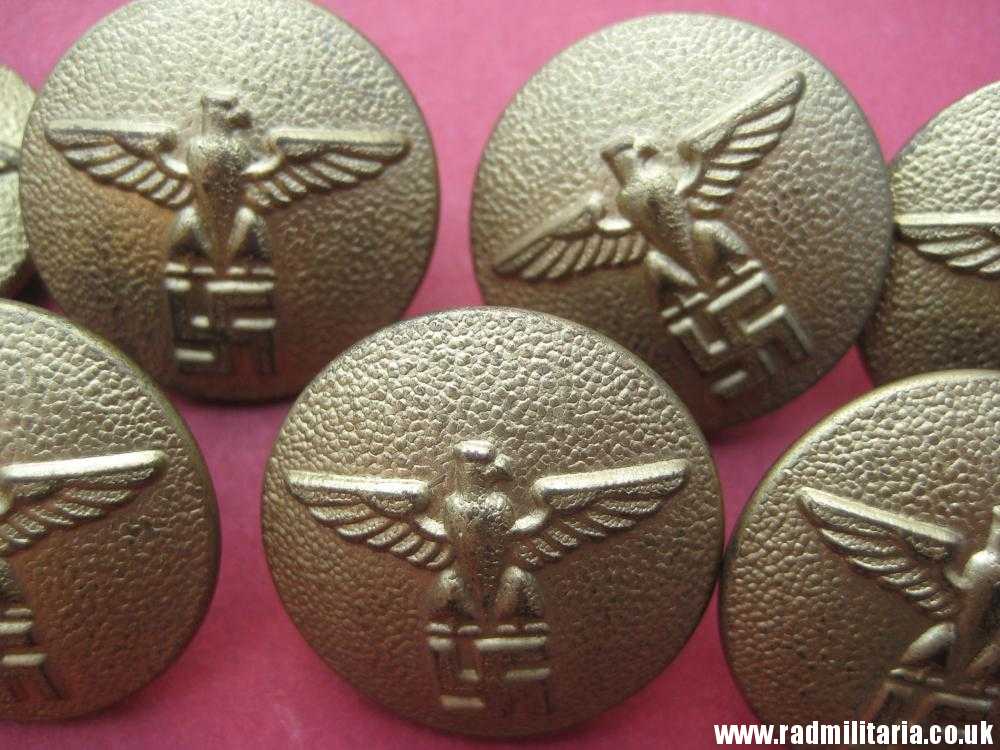 & WW2 SET of 7 German large size NSDAP BUTTONS with eagle RZM M5/216/17 - genuine. - Image 5